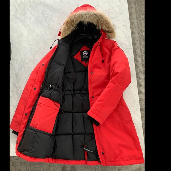 Authentic Canada Goose VICTORIA RED PARKA - Picture 3 of 16
